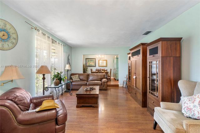 25950 SW 187 Avenue, Homestead, FL 33031