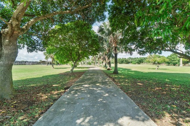25950 SW 187 Avenue, Homestead, FL 33031