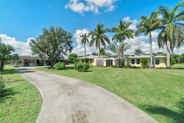 25950 SW 187 Avenue, Homestead, FL 33031