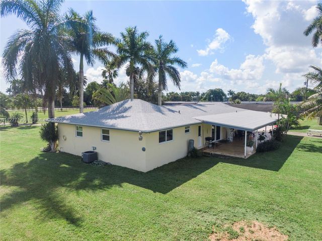 25950 SW 187 Avenue, Homestead, FL 33031