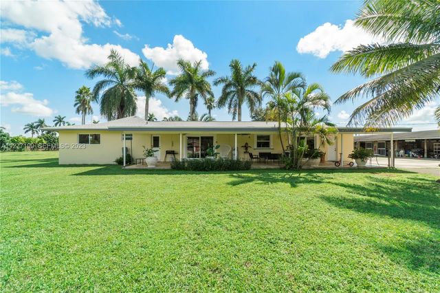 25950 SW 187 Avenue, Homestead, FL 33031