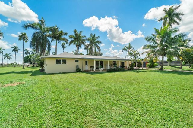 25950 SW 187 Avenue, Homestead, FL 33031