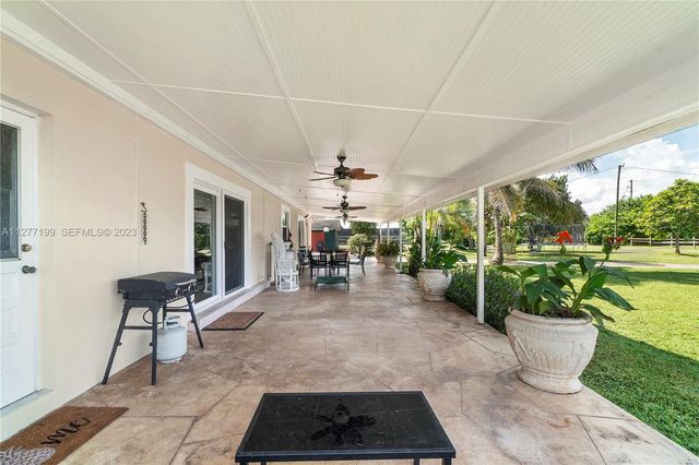 25950 SW 187 Avenue, Homestead, FL 33031