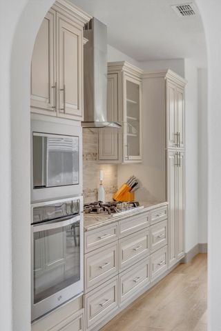 3229 Sundance Lake Dr, Modesto, CA 95355