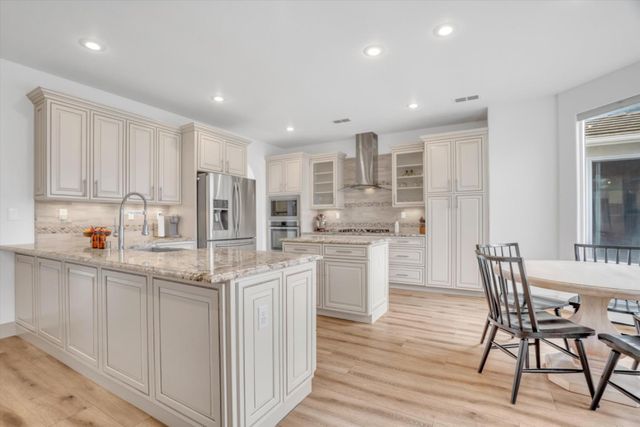 3229 Sundance Lake Dr, Modesto, CA 95355