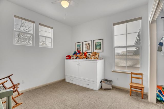 3229 Sundance Lake Dr, Modesto, CA 95355