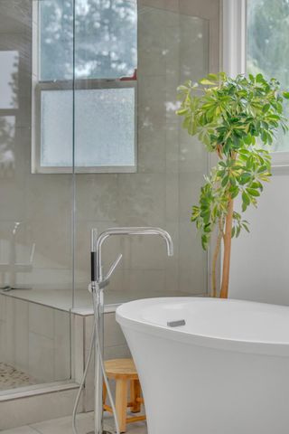 3229 Sundance Lake Dr, Modesto, CA 95355