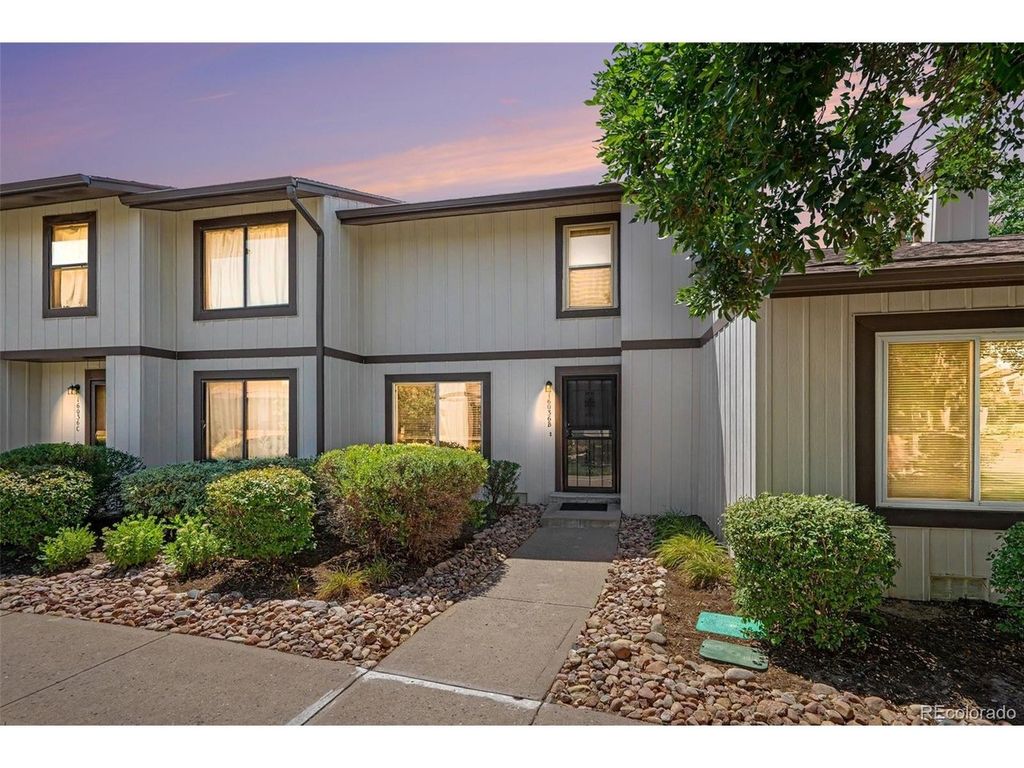 16036 E Ithaca Pl B, Aurora, CO 80013