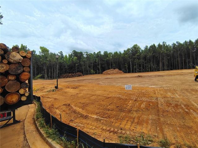 1029 Queens Bridge Way, Griffin, GA 30223