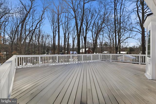 3033 SYLVAN DR, Falls Church, VA 22042