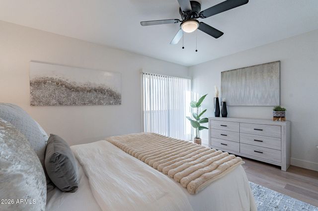 4608 W MARYLAND Avenue 214, Glendale, AZ 85301