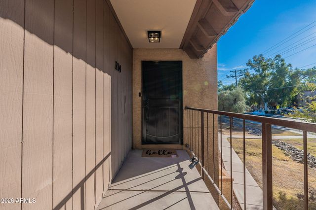 4608 W MARYLAND Avenue 214, Glendale, AZ 85301