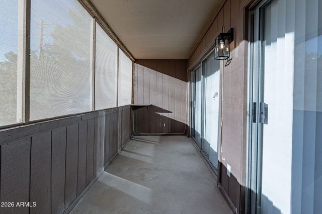 4608 W MARYLAND Avenue 214, Glendale, AZ 85301