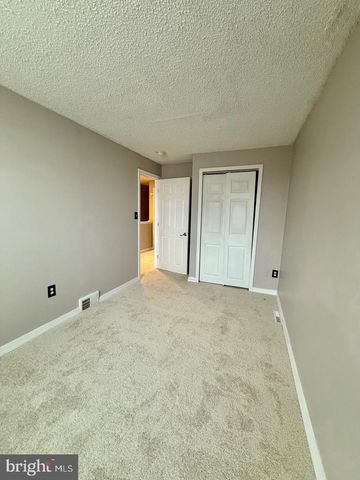 1074 N ACADEMY AVE, Glenolden, PA 19036