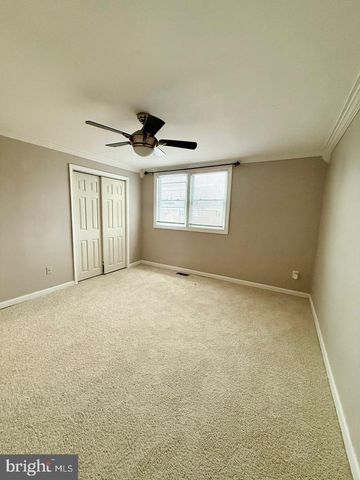 1074 N ACADEMY AVE, Glenolden, PA 19036