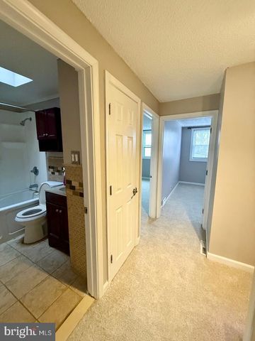 1074 N ACADEMY AVE, Glenolden, PA 19036