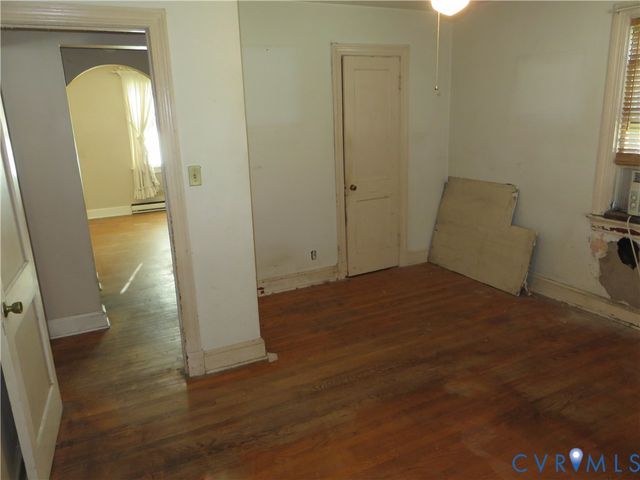 4807 Oakleys Ln, Henrico, VA 23231