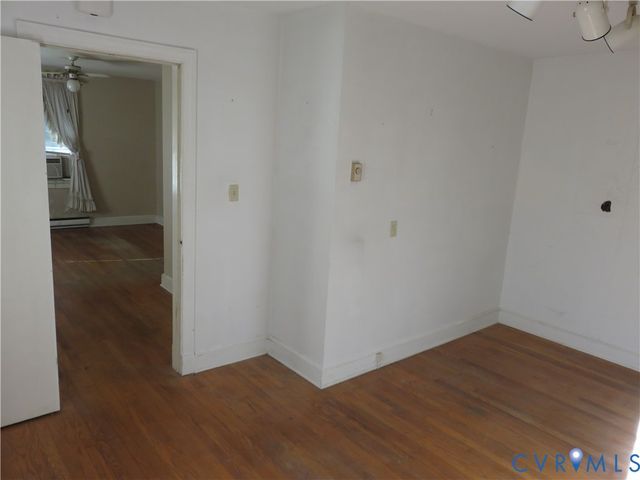 4807 Oakleys Ln, Henrico, VA 23231