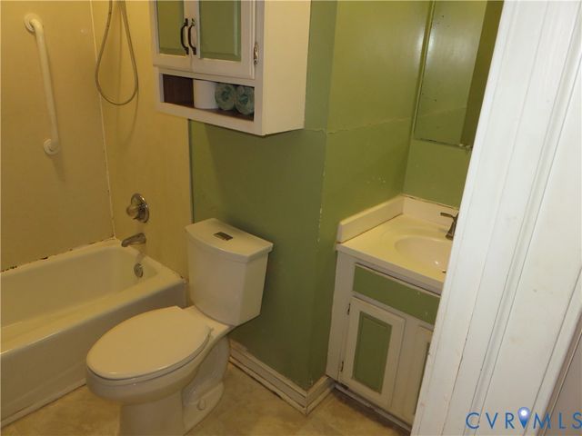 4807 Oakleys Ln, Henrico, VA 23231