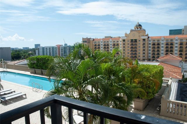 10 Aragon Avenue 703, Coral Gables, FL 33134