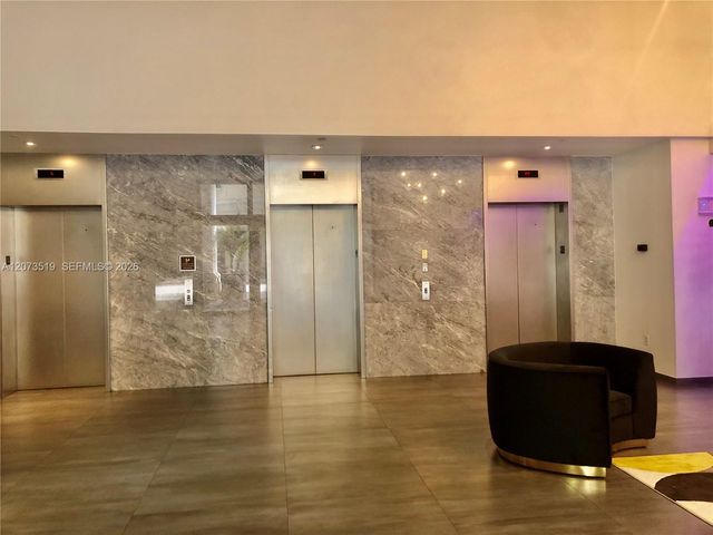 10 Aragon Avenue 703, Coral Gables, FL 33134