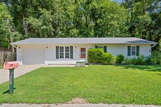 1229 BROWN DR, Boonville, MO 65233