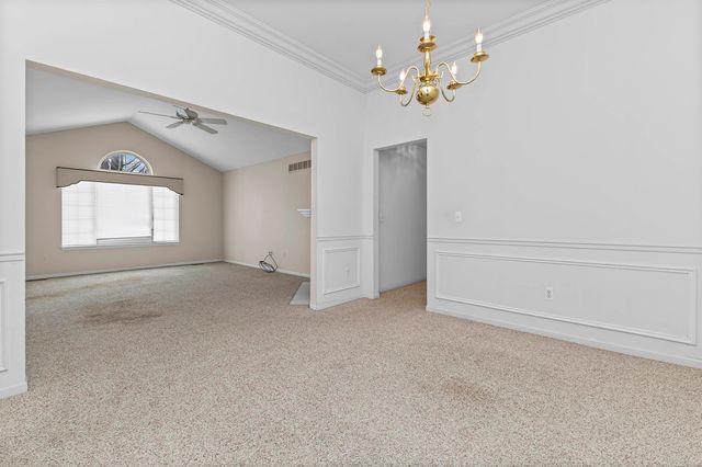 3786 Knightbridge Circle, Sterling Heights, MI 48314