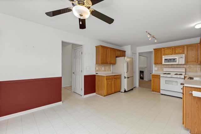 3786 Knightbridge Circle, Sterling Heights, MI 48314