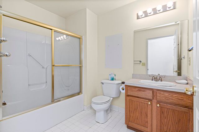 3786 Knightbridge Circle, Sterling Heights, MI 48314