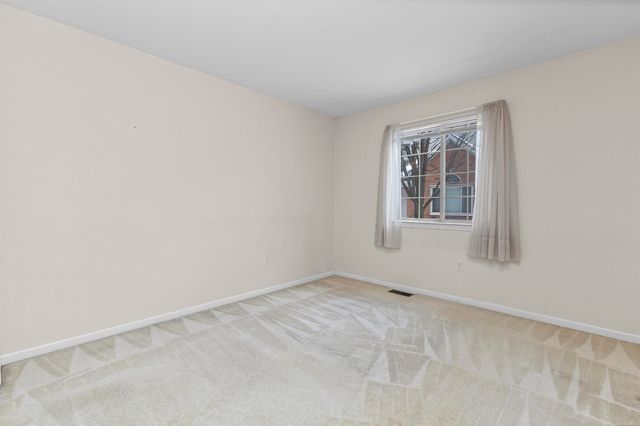 3786 Knightbridge Circle, Sterling Heights, MI 48314