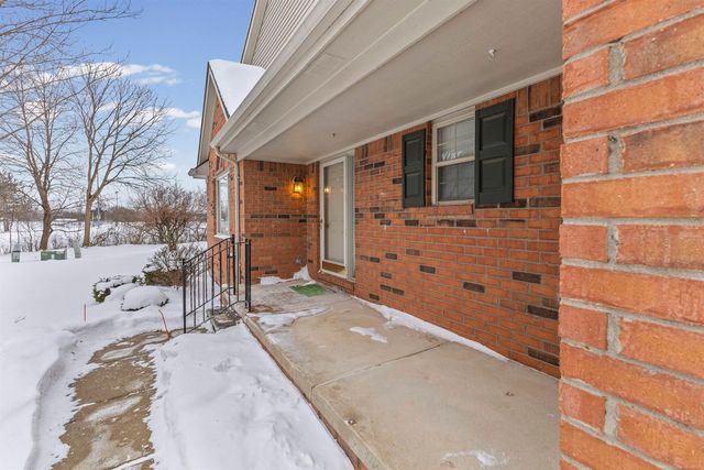 3786 Knightbridge Circle, Sterling Heights, MI 48314