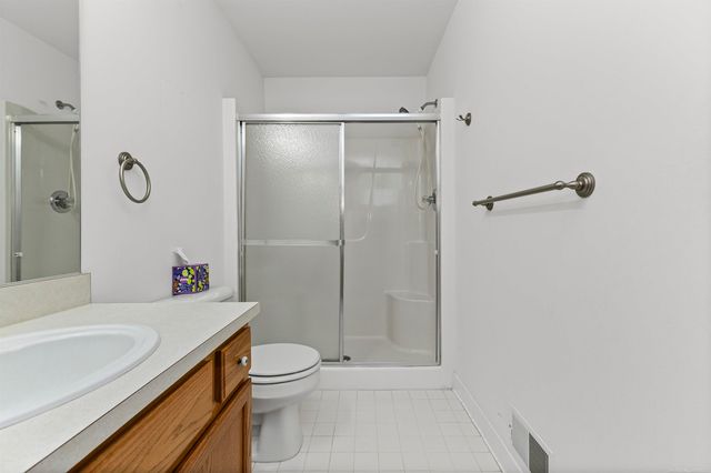 3786 Knightbridge Circle, Sterling Heights, MI 48314