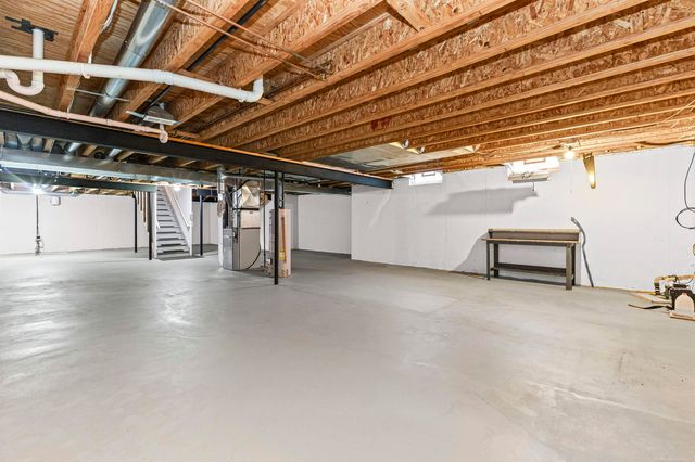 3786 Knightbridge Circle, Sterling Heights, MI 48314