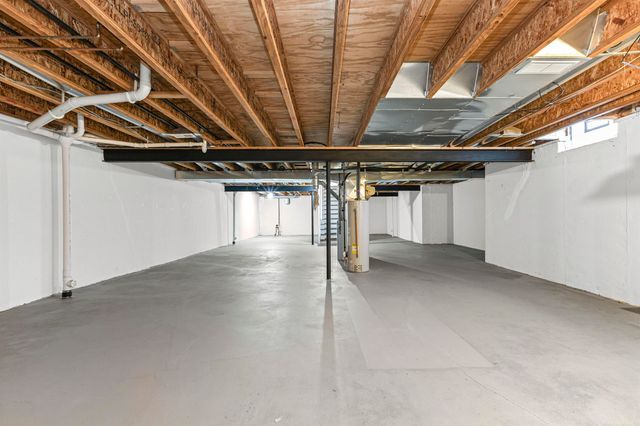 3786 Knightbridge Circle, Sterling Heights, MI 48314