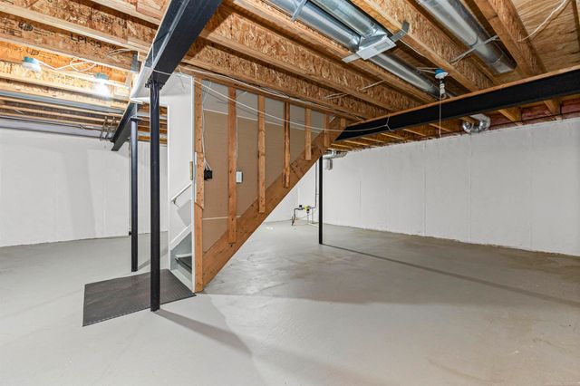 3786 Knightbridge Circle, Sterling Heights, MI 48314