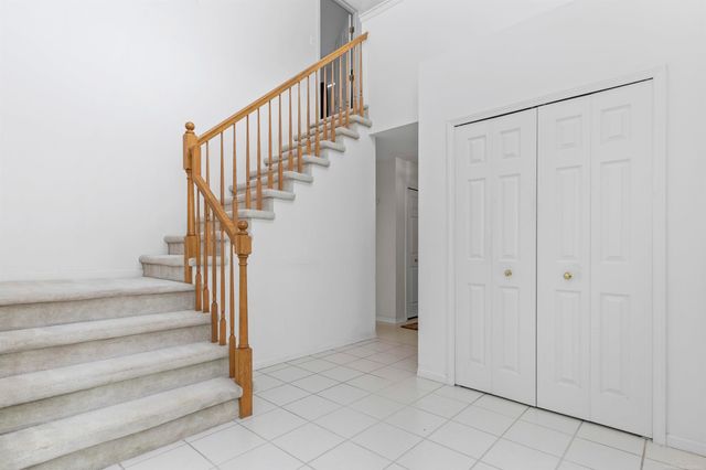 3786 Knightbridge Circle, Sterling Heights, MI 48314