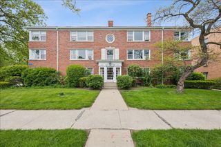 2221 Central Street 3E, Evanston, IL 60201