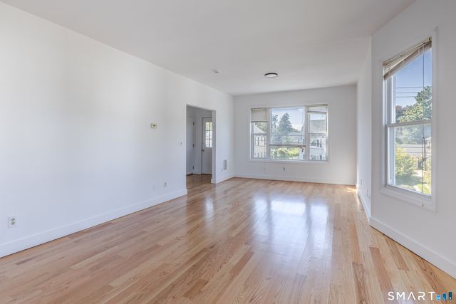 74 Harbor Avenue 2nd floor, Bridgeport, CT 06605