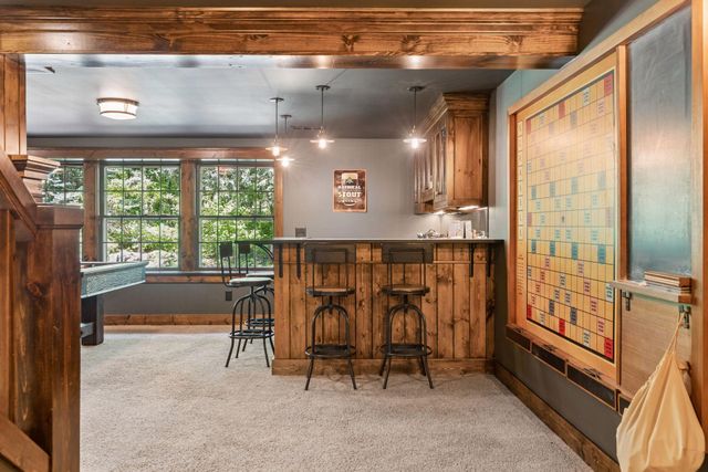 60 Myrtlewood Road, Wayzata, MN 55391