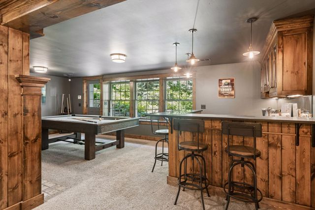 60 Myrtlewood Road, Wayzata, MN 55391