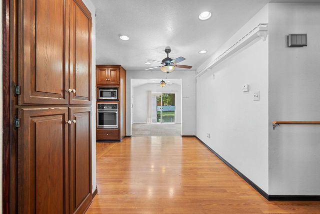1233 WESTERN AVENUE, Green Bay, WI 54303