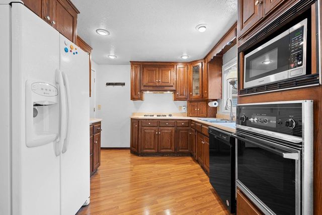 1233 WESTERN AVENUE, Green Bay, WI 54303
