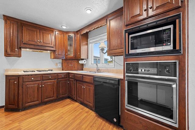 1233 WESTERN AVENUE, Green Bay, WI 54303
