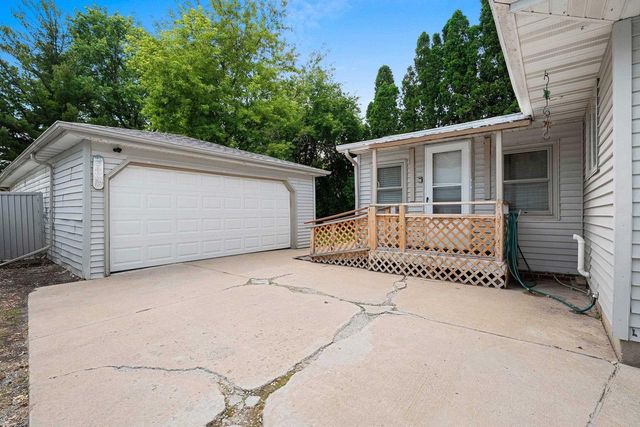 1233 WESTERN AVENUE, Green Bay, WI 54303