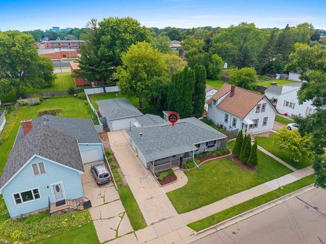 1233 WESTERN AVENUE, Green Bay, WI 54303