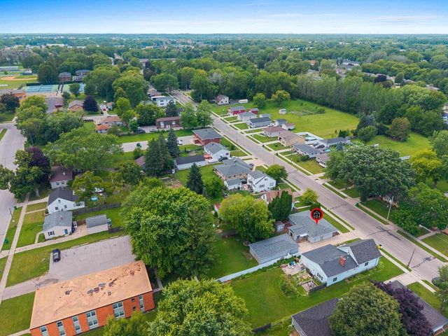 1233 WESTERN AVENUE, Green Bay, WI 54303