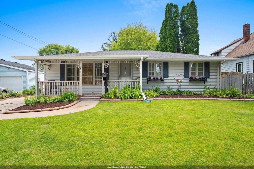 1233 WESTERN AVENUE, Green Bay, WI 54303