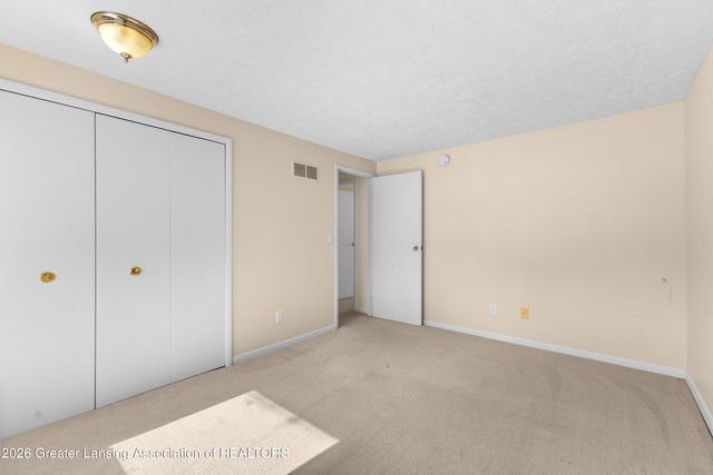 6137 Scotmar Drive, Lansing, MI 48911