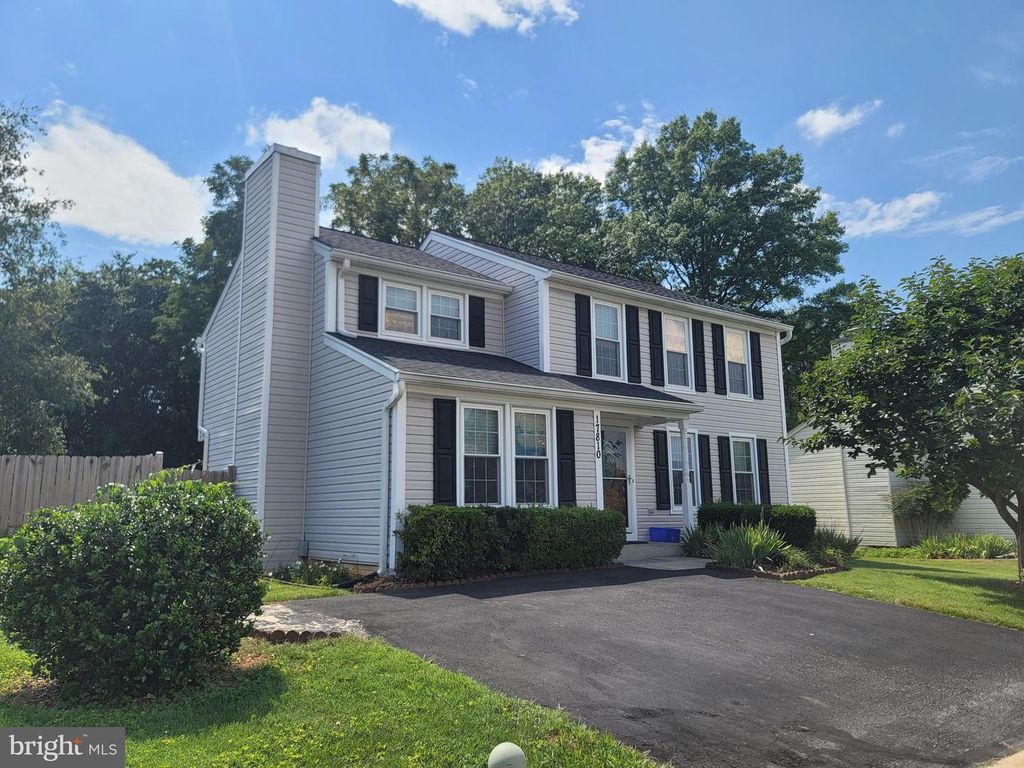 17810 HAZELCREST DR, Gaithersburg, MD 20877