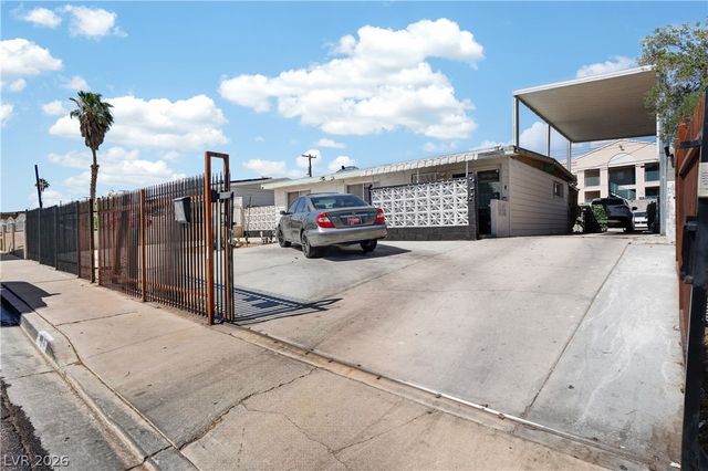 4686 Sheppard Drive, Las Vegas, NV 89122